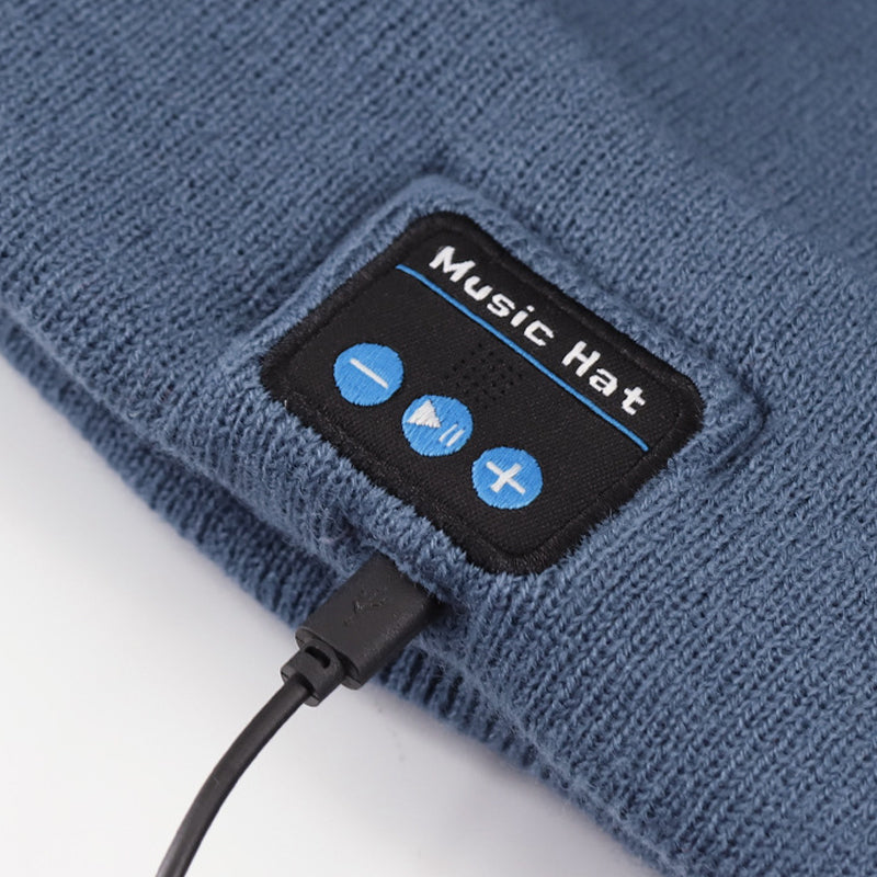 Soojendav muusika- ja valgusmüts Bluetoothiga