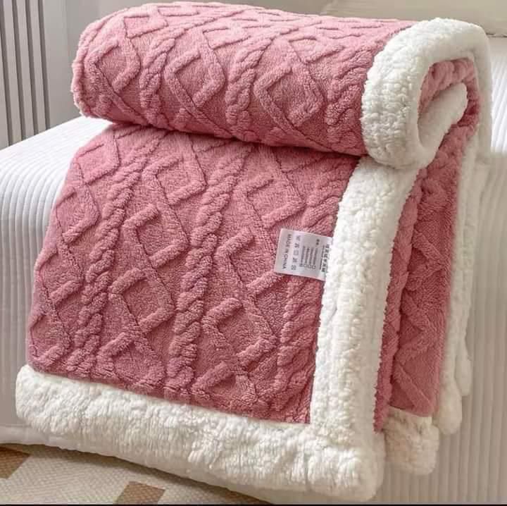 Topelt paks koonus tekk 200 x 230 cm