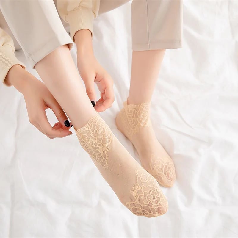 Seksiiline pitsist sokid naistele 🧦